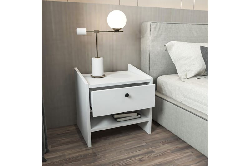 Retzow Nattbord - Hvit - Møbler - Bord - Avlastningsbord & sidobord - Sengebord & nattbord