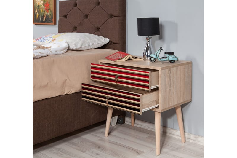 Brokind Nattbord 60 cm med Oppbevaring 2 Skuffer Striper - Natur/Rød - Møbler - Bord - Avlastningsbord & sidobord - Sengebord & nattbord