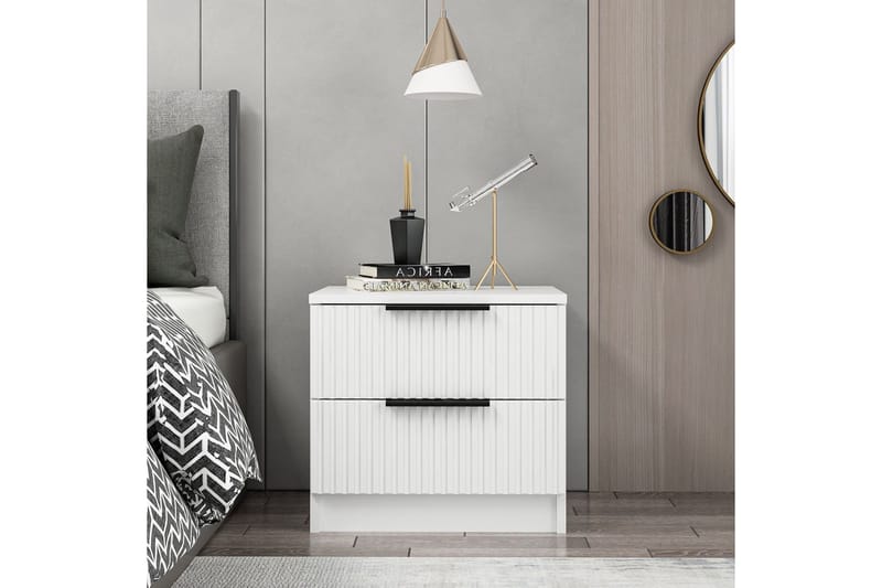 Fruitland Nattbord 54 cm i Tre med Oppbevaring og Skuffer, Hvit