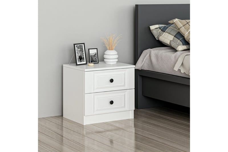 Fruitland Nattbord 54 cm i Tre med Oppbevaring og Skuffer - Hvit - Møbler - Bord - Avlastningsbord & sidobord - Sengebord & nattbord
