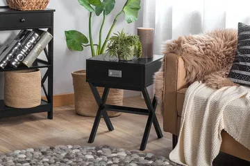 Mondejar Nattbord 40 cm med Oppbevaring Skuff - Svart - Møbler - Bord - Avlastningsbord & sidobord - Sengebord & nattbord