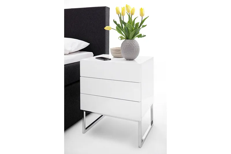Nola Nattbord 50 cm Høye Ben med Oppbevaring 3 Skuffer - Hvit - Møbler - Bord - Avlastningsbord & sidobord - Sengebord & nattbord