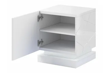 Strontian Nattbord 46 cm med Oppbevaring og Hyller i Tre - Hvit - Møbler - Bord - Avlastningsbord & sidobord - Sengebord & nattbord