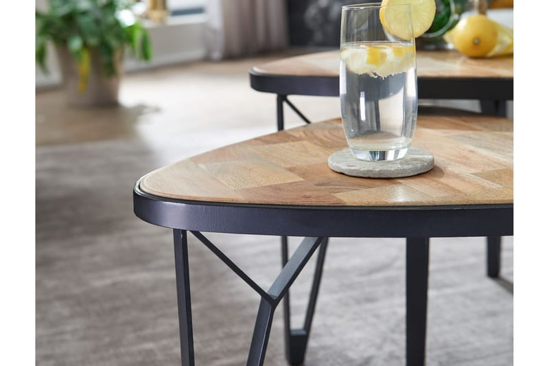 Willowdale Settbord 60 cm Trekantet - Brun / Svart - Møbler - Bord - Avlastningsbord & sidobord - Settbord