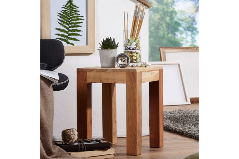 Sidebord Wohnling massivt tre 35x35cm med trebente bein, landlig stil Akasie - Akasie - Møbler - Bord - Avlastningsbord & sidobord - Lampebord & sidebord