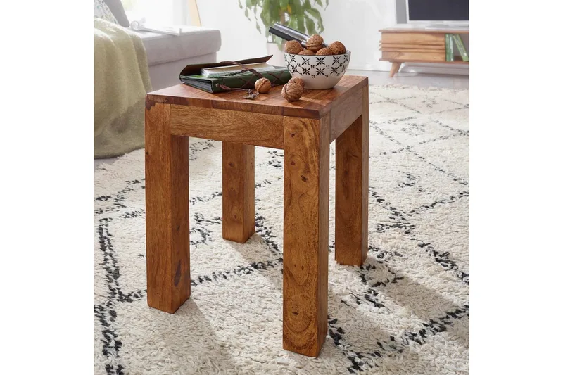 Sidebord Wohnling massivt tre 35x35cm med trebente bein, landlig stil Rosentre - Rosentre - Møbler - Bord - Avlastningsbord & sidobord - Brettbord og småbord