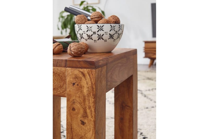 Sidebord Wohnling massivt tre 35x35cm med trebente bein, landlig stil Rosentre - Rosentre - Møbler - Bord - Avlastningsbord & sidobord - Lampebord & sidebord