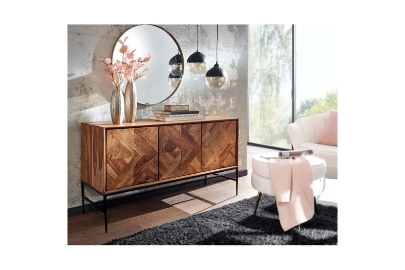Skjenk Wohnling Heltre trekant optisk inlay 123 cm med 3 dører industriell - Møbler - Bord - Avlastningsbord & sidobord - Konsollbord & gangbord
