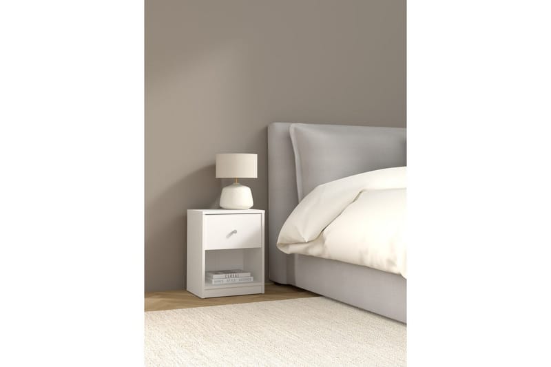 Sundra Nattbord 38 cm - Hvit - Møbler - Bord - Avlastningsbord & sidobord - Sengebord & nattbord