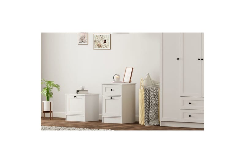Varion Nattbord 45 cm - Matt Hvit - Møbler - Bord - Avlastningsbord & sidobord - Sengebord & nattbord