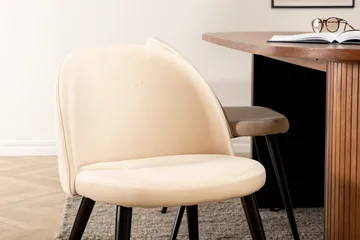 Biana Spisegruppe 200 cm Oval inkl. 4 Velvets Stoler - Valnøttbrun/Svart - Møbler - Bord - Spisegruppe