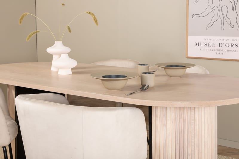 Bianca Matgruppe 200 cm Oval med 4 Berit stoler - Beige - Møbler - Bord - Spisegruppe