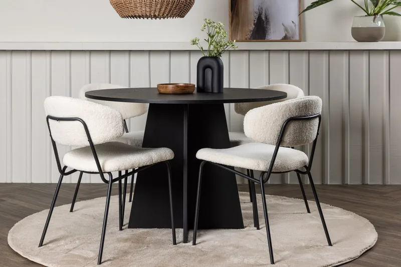Bootcut spisebord 110 cm rundt med 4 Chico spisestoler