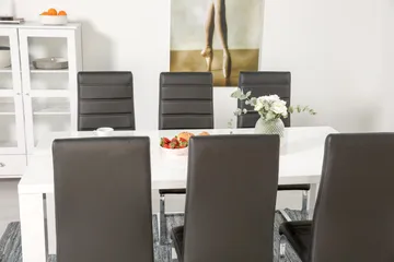 Cibus Spisegruppe med 6 Stoler - Hvit/Svart - Møbler - Bord - Spisegruppe