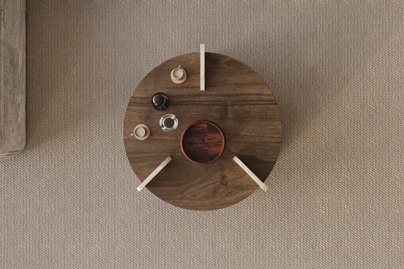 Cindral sofabord 70 cm rundt - Valnøtt og Travertin - Møbler - Bord - Sofabord & salongbord