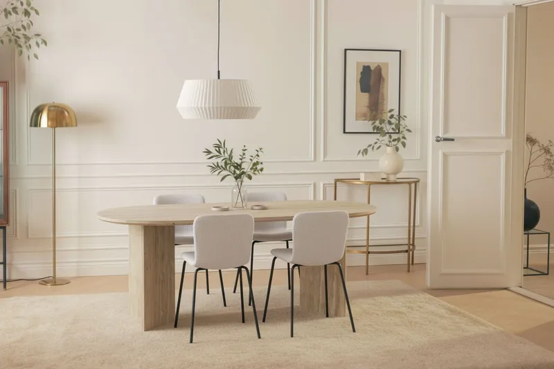 Dano Spisebord 180 cm med 4 Katy Spisestoler - Travertin / Hvit - Møbler - Bord - Spisegruppe