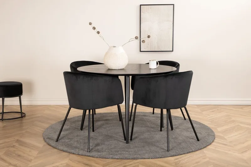 Dipp spisebord med 4 Berit karmstoler med armlener