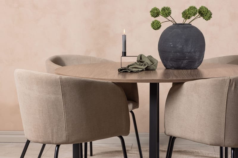 Durango Spisebord 120 cm Rundt med 4 Berit Lenestoler med Armlener - Møbler - Bord - Spisegruppe