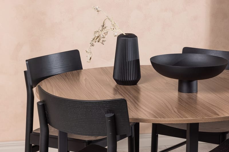 Durango spisebord 120 cm rundt med 4 Montros spisestoler - Møbler - Bord - Spisegruppe