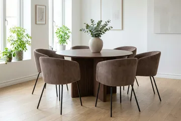 Edda Rundt Spisebord 130 cm Finér - Valnøtt - Møbler - Bord - Spisebord & kjøkkenbord