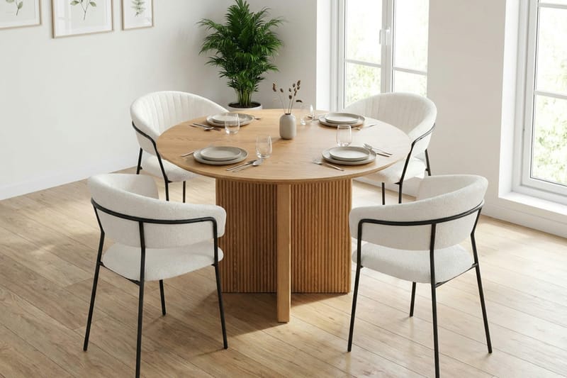 Edda spisegruppe rund 110 cm eik med 4 Karol spisestoler - Eik - Møbler - Bord - Spisegruppe