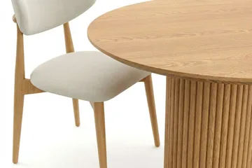 Edda spisegruppe rund 110 cm eik med 4 Molly spisestoler - Eik - Møbler - Bord - Spisegruppe