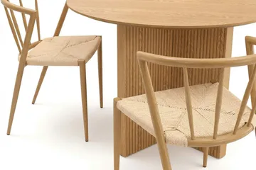 Edda spisegruppe rund 110 cm eik med 4 Winston spisestoler - Eik - Møbler - Bord - Spisegruppe