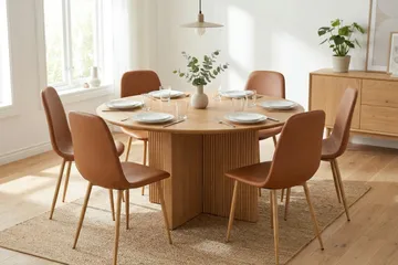 Edda spisegruppe rund 130 cm eik med 6 Nibe spisestoler - Eik - Møbler - Bord - Spisegruppe