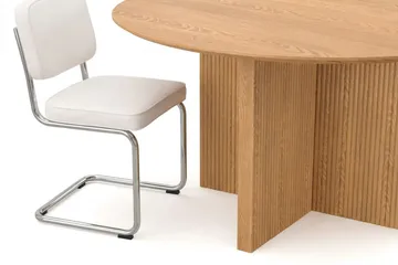 Edda spisegruppe rund 150 cm eik med 6 Milva spisestoler - Eik - Møbler - Bord - Spisegruppe