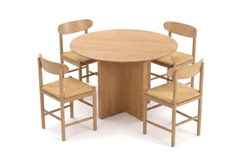 Edda spisegruppe rundt 110 cm eik med 4 Malte spisestoler - Møbler - Bord - Spisegruppe