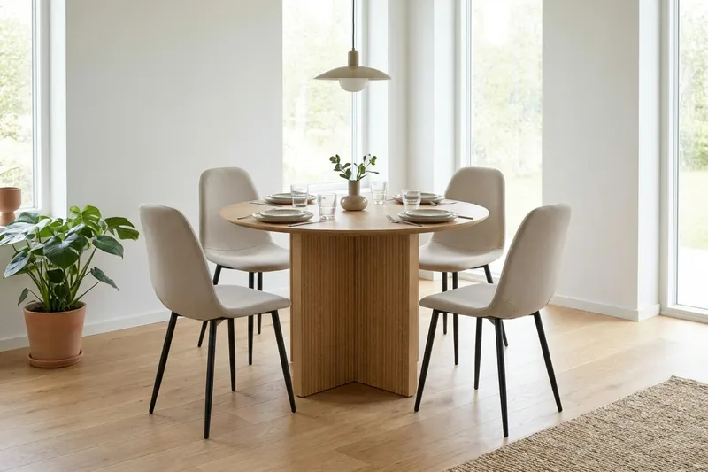 Edda spisegruppe rundt 110 cm eik med 4 Nibe spisestoler - Eik - Møbler - Bord - Spisegruppe