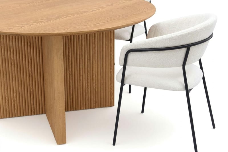 Edda spisegruppe rundt 130 cm eik med 6 Karol spisestoler - Eik - Møbler - Bord - Spisegruppe