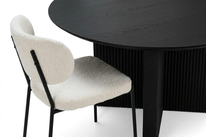 Edda spisegruppe rundt 130 cm svart med 6 Gemmiano spisestoler - Svart - Møbler - Bord - Spisegruppe