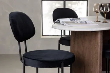 Grönvik Spisebord 90 cm med 4 Stella Spisestoler - Svart / lys grå - Møbler - Bord - Spisegruppe