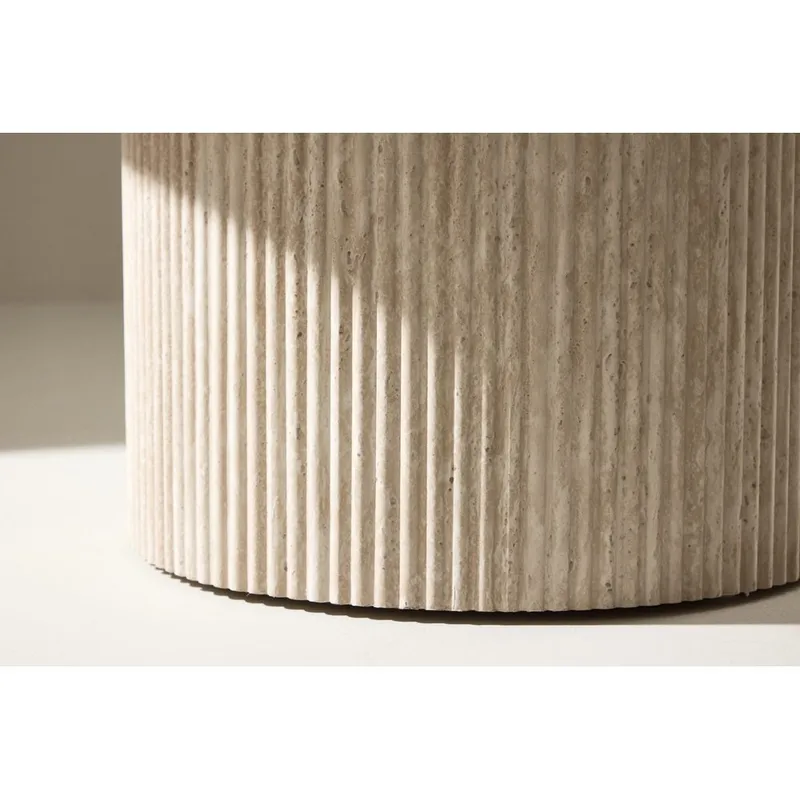 Härön Rundt Sofabord 80 cm i Stein med Riflet Søylefot - Beige - Møbler - Bord - Sofabord & salongbord