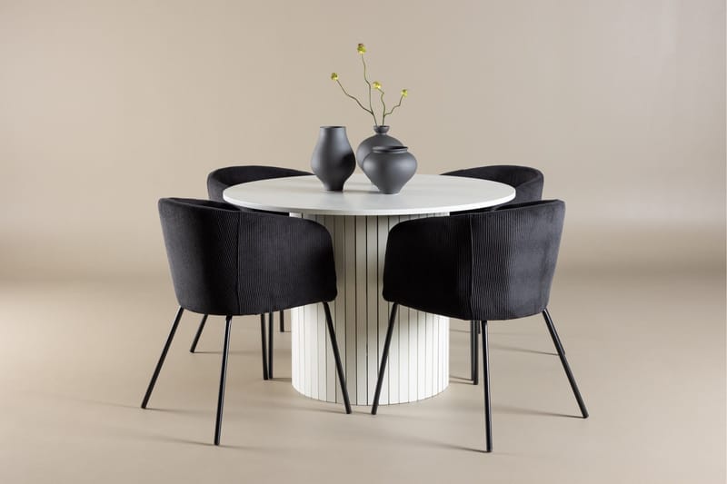 Härön Spisegruppe 110 cm rund med 4 Berit stoler - Hvit/Svart - Møbler - Bord - Spisegruppe