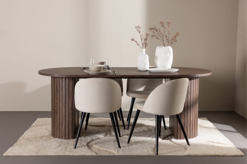 Härön Spisegruppe 200 cm Oval med 4 Velvet stoler - Mocca/Beige - Møbler - Bord - Spisegruppe