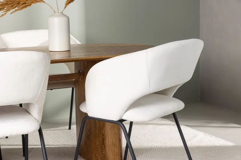 Isolde spisebord 180x90 cm med 4 Day spisestoler