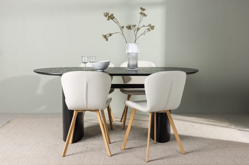 Isolde spisebord 180x90 cm med 4 Lilja spisestoler