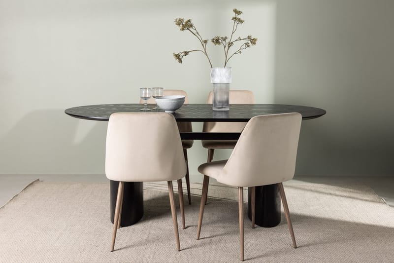 Isolde spisebord 180x90 cm med 4 Night spisestoler
