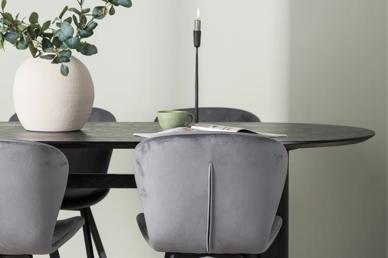 Isolde Spisegruppe 180 cm Oval med 4 Lilja Stoler - Sort - Møbler - Bord - Spisegruppe