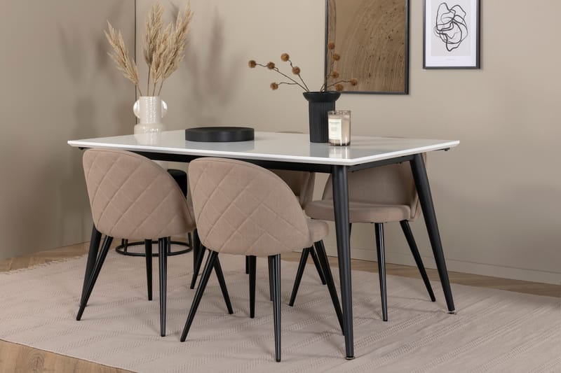 Jimmy Spisegruppe 150 cm Rektangulær med 4 Velvet Stoler - Beige - Møbler - Bord - Spisegruppe