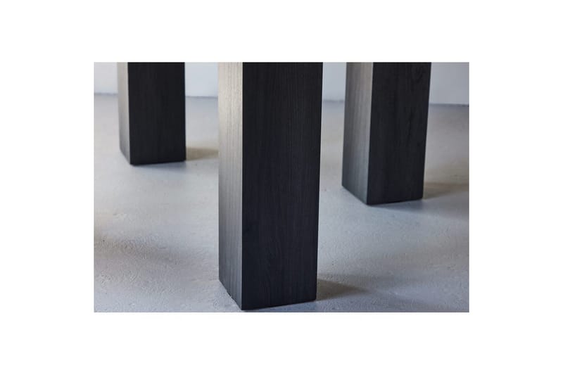 Juno Spisebord 120 Cm - Svart - Møbler - Bord - Spisebord & kjøkkenbord