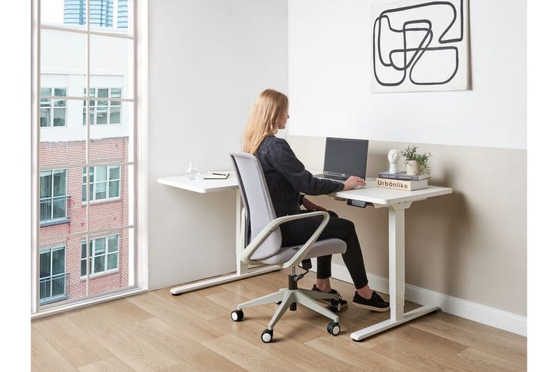 Bina L-formet Skrivebord 109x160 cm i Malt Tre - Hvit - Møbler - Bord - Kontorbord - Skrivebord
