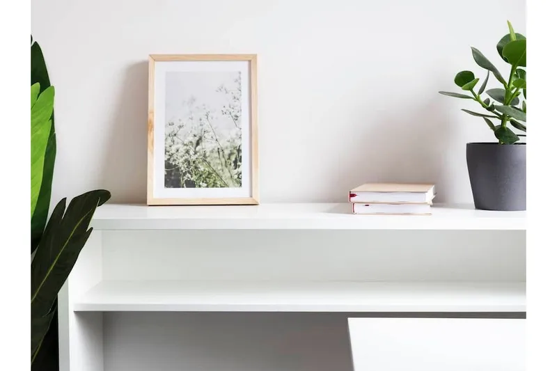 Grianan Skrivbord 136 cm White - Møbler - Bord - Kontorbord - Skrivebord - Hjørneskrivebord