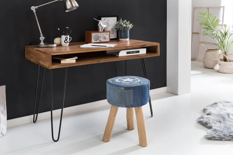 Langner Skrivebord 110 cm med Oppbevaring Hylle - Massivt Tre/Svart - Møbler - Bord - Kontorbord - Skrivebord