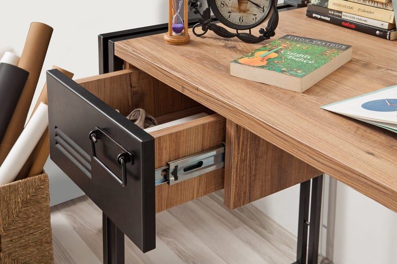 Sapphira Skrivebord 139 cm med Oppbevaring 2 Skuffer - Tre/Svart - Møbler - Bord - Kontorbord - Skrivebord