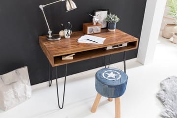 Skrivebord Lochside 110 cm med Oppbevaring Hylle - Massivt Tre/Svart - Møbler - Bord - Kontorbord - Skrivebord