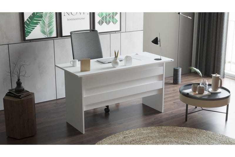 Skrivebord Tully 140 cm - Hvit - Skrivebord - Databord & PC bord