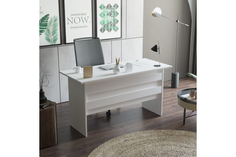 Skrivebord Tully 140 cm - Hvit - Møbler - Bord - Kontorbord - Skrivebord
